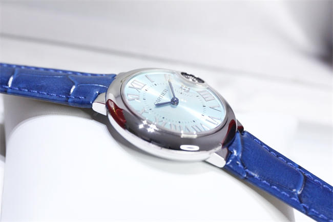 CARTIER 3K Blue balloon 28mm quartz 02