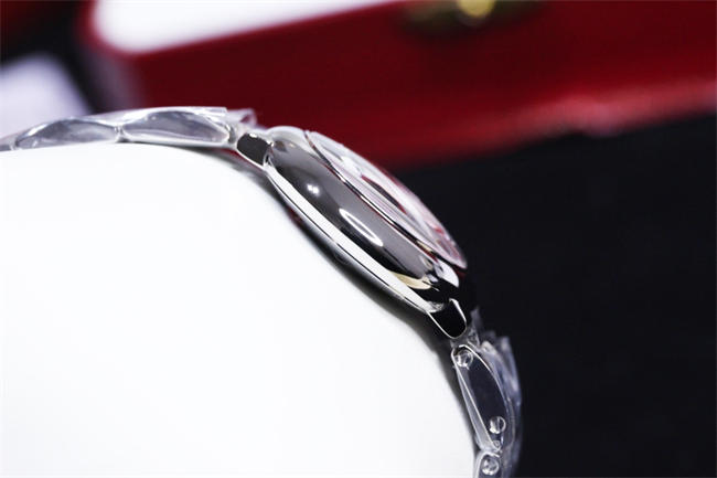 CARTIER 3K Blue balloon 28mm quartz 08