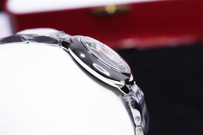 CARTIER 3K Blue balloon 28mm quartz 09