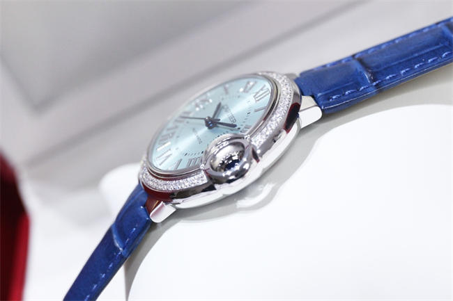 CARTIER 3K Blue balloon 33mm NH076 27