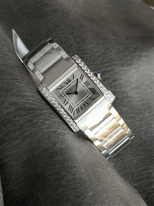 5S+ Cartier French Tank 01