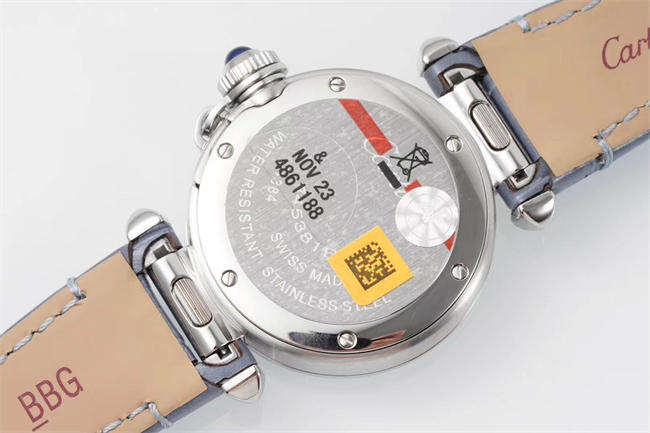 AF Cartier Cartier Pasha 01