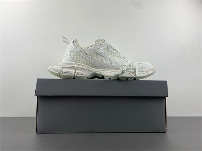 Balenciaga  PHANTOM SNEAKER 734734 W3XLG 9001
