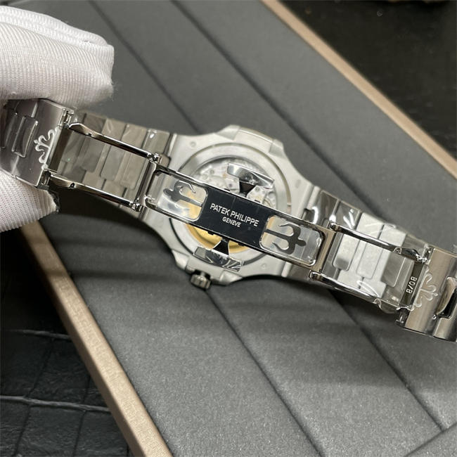 3K Patek Philippe 5811 ALL