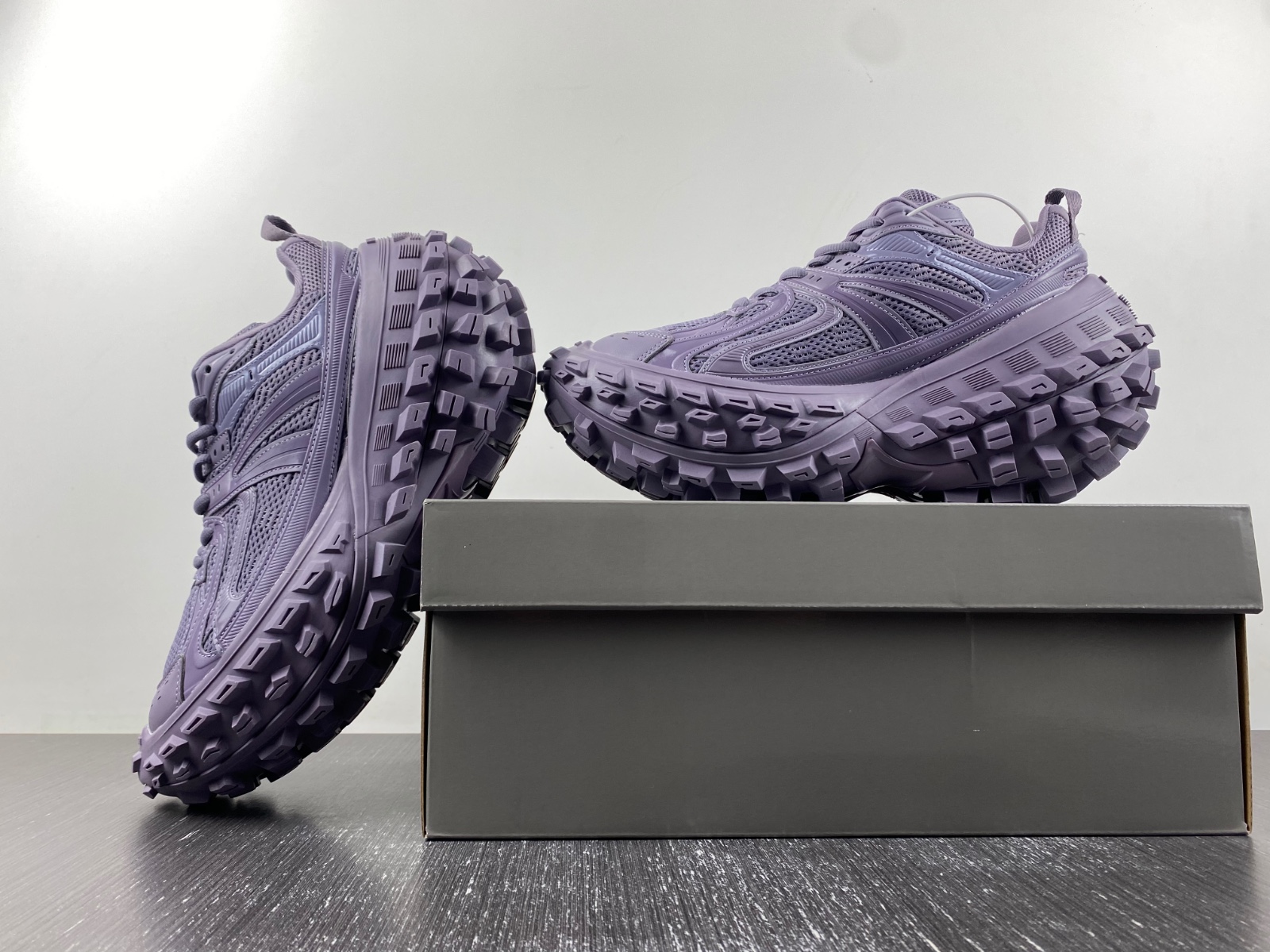 Balenciaga 685613 W2RAM5500