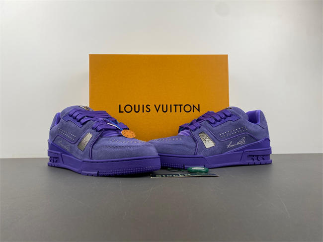 Louis Vuitton LV trainer LV1823-101