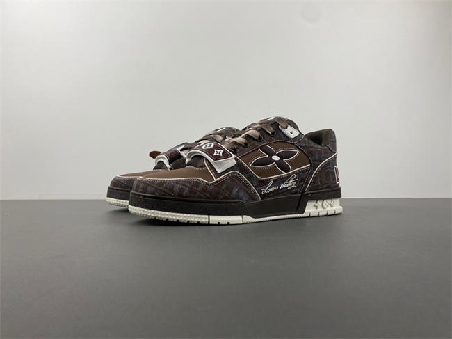 Louis Vuitton LV trainer LV1823-103