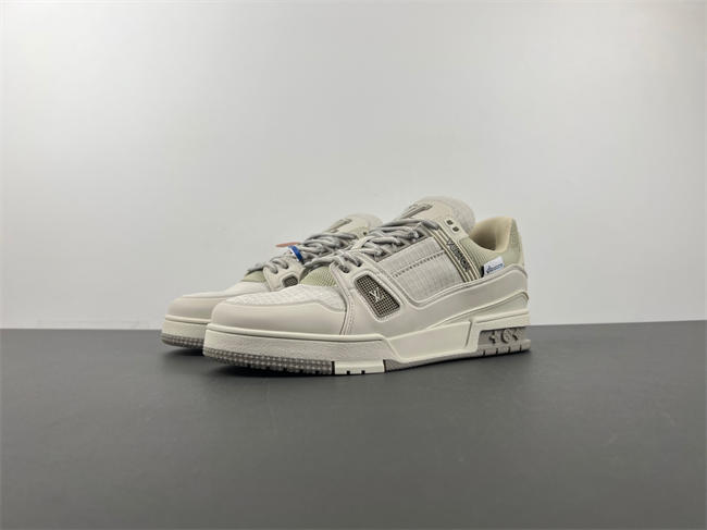 Louis Vuitton LV trainer LV1823-105