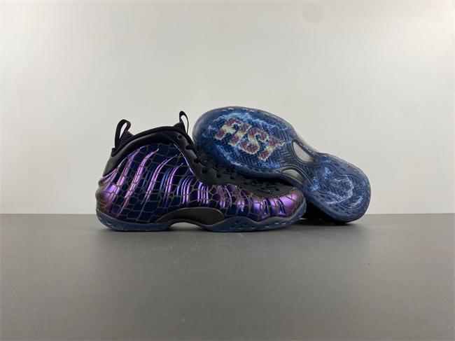 TEKKEN 8 x Nike Air Foamposite One “Kazuya Mishima” FQ9050-400