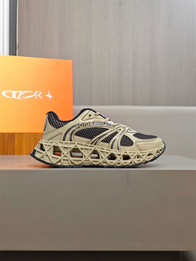 Dior B35 DR1823-109