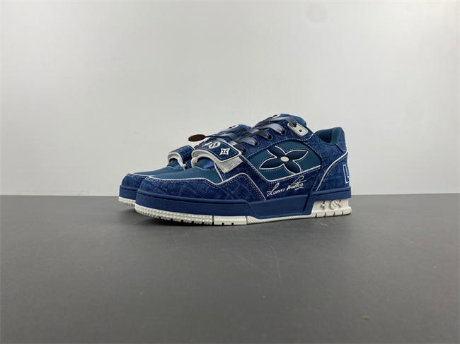 Louis Vuitton LV trainer LV1823-108