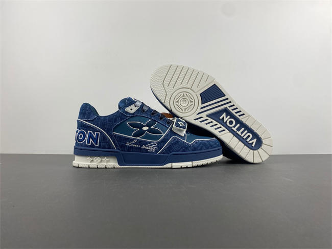 Louis Vuitton LV trainer LV1823-108