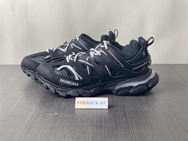 BLCG TRACK SNEAKER 542023 W1GB1 2045 with LED