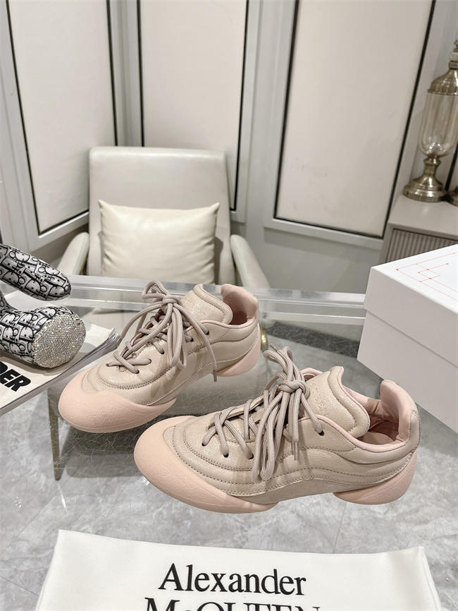 McQueen Sneaker 02