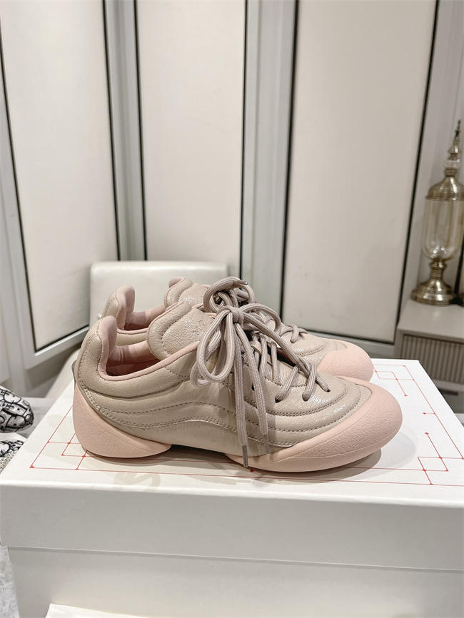 McQueen Sneaker 02