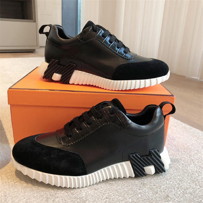 Hermes Sneaker 02