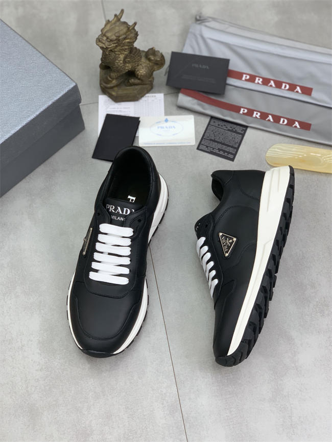 Prada Runner Sneaker 04