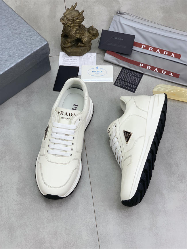 Prada Runner Sneaker 06