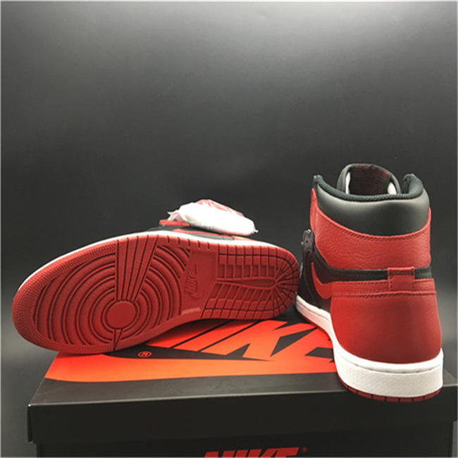 AJ1 Air Jordan 1 Retro High OG Banned  555088-001