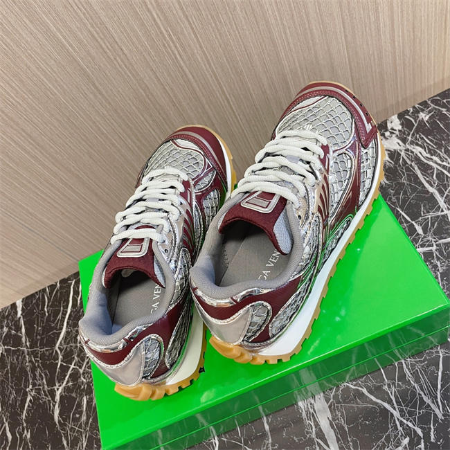 b0tte*a Ven*ta sneaker 02
