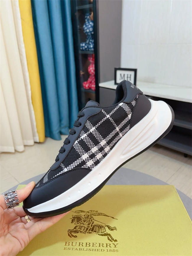 Burberry Sneaker 1