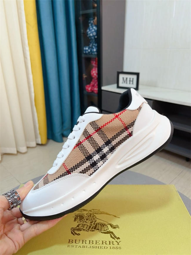 Burberry Sneaker 2