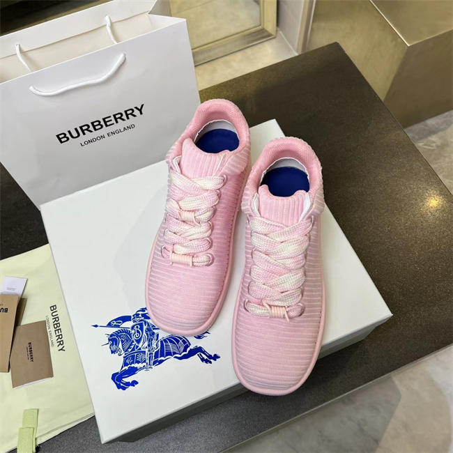 Burberry Sneaker 13