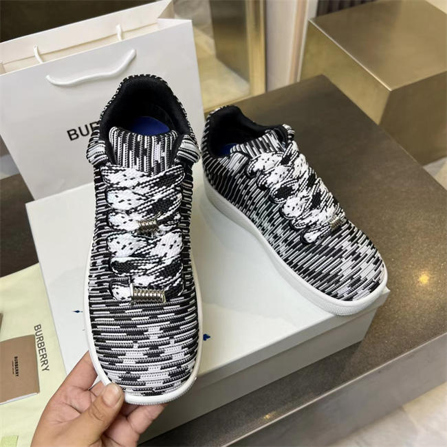 Burberry Sneaker 14
