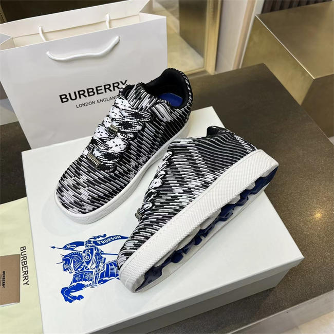 Burberry Sneaker 14