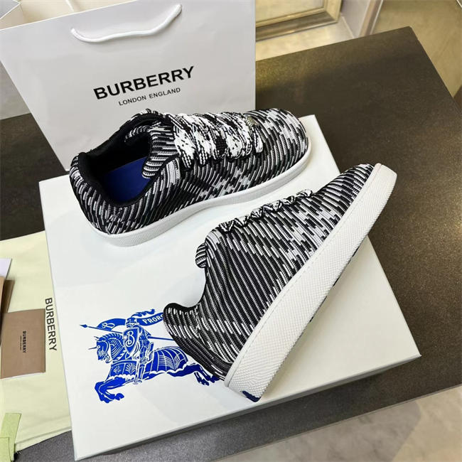 Burberry Sneaker 14
