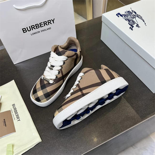 Burberry Sneaker 16