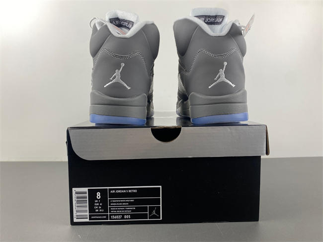 Jordan 5 Retro 
