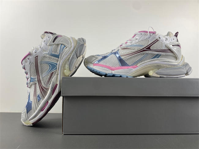 7.5Balenciaga 772774-WRUNG 3120