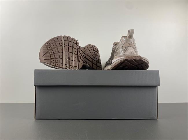 IAGA -PHANTOM SNEAKER