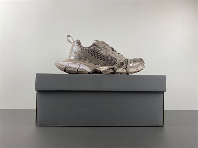 IAGA -PHANTOM SNEAKER