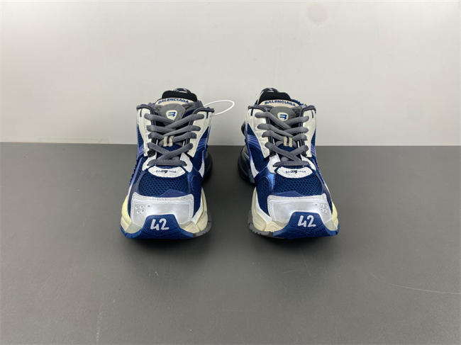 Balenciaga  772774-兰WRUNG 2410