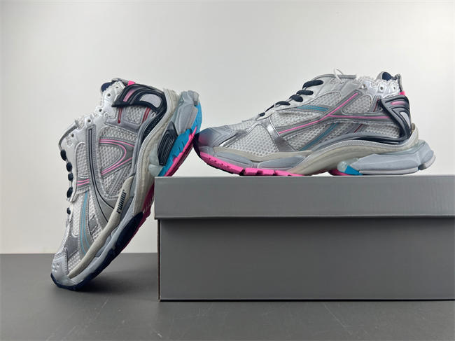Balenciaga  772774-W3RNY-0322