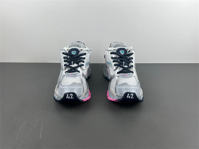 Balenciaga  772774-W3RNY-0322