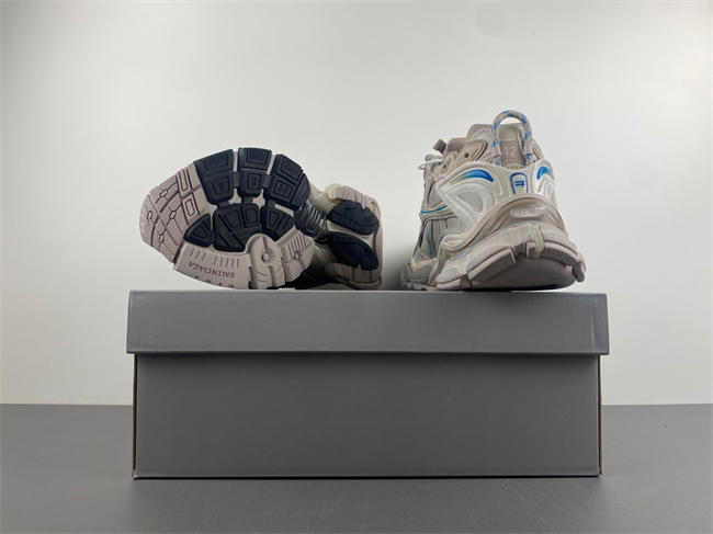 Balenciaga  772774-W3RNY-2240
