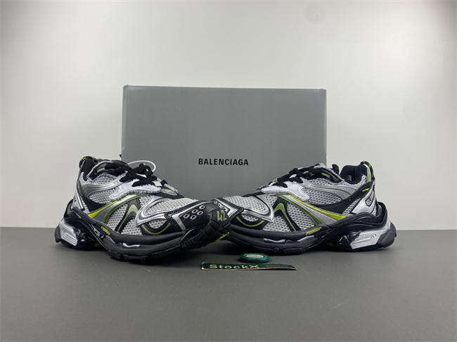Balenciaga  779066-W3RBXP-2315