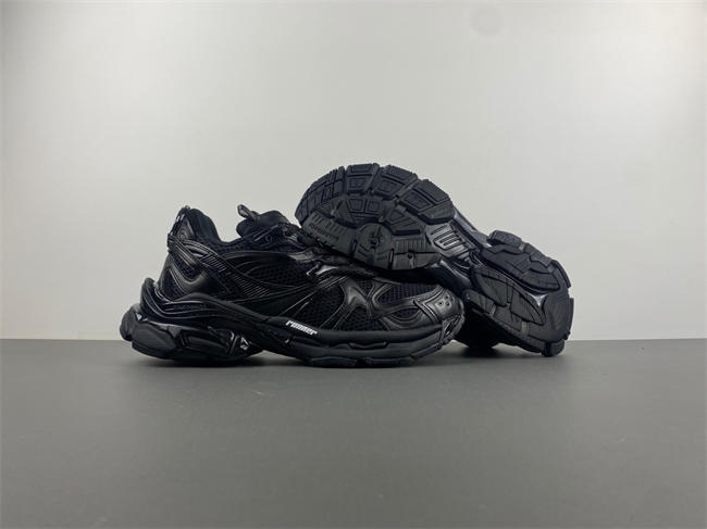 Balenciaga  779066-W3RBXP-1090