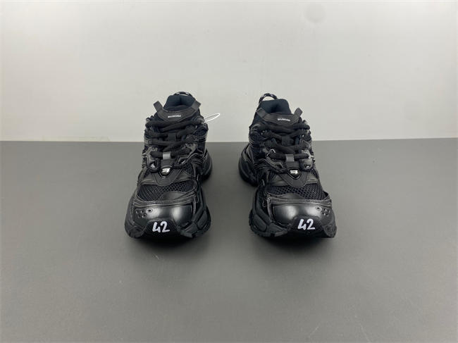 Balenciaga  779066-W3RBXP-1090