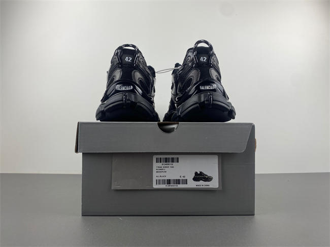 Balenciaga  779066-W3RBXP-1090