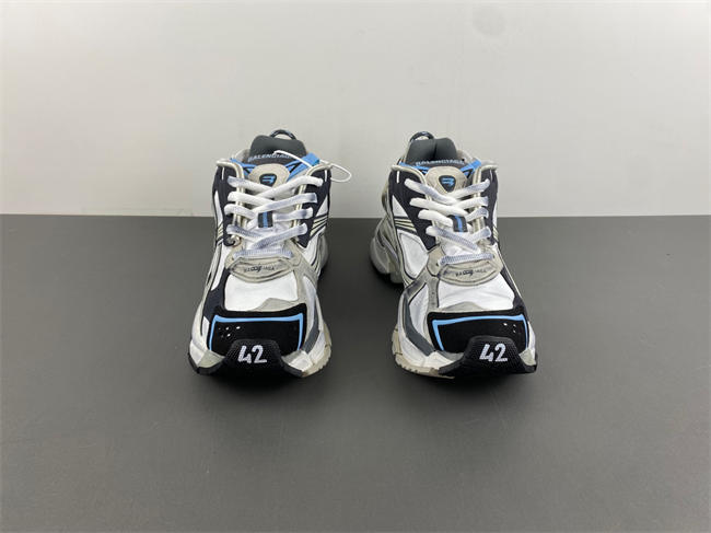 Balenciaga  772774-W3RNY-0623