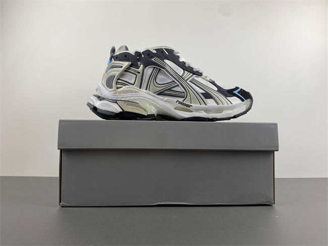 Balenciaga  772774-W3RNY-0623