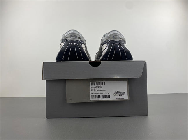 Balenciaga  803682-W3ST4-1100
