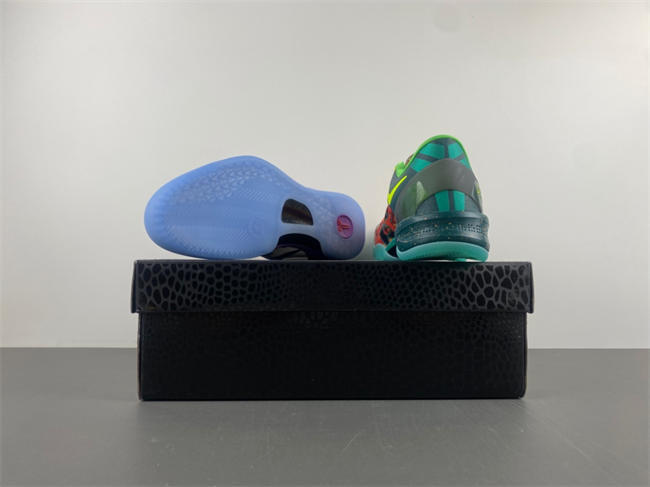 Nike Kobe 8 Protro “What The Kobe” HM9621-900