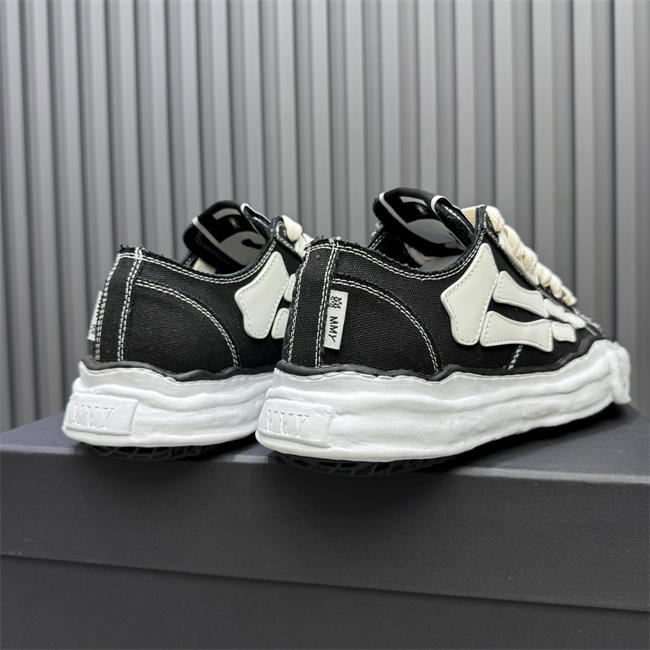 Amiri Sneaker
