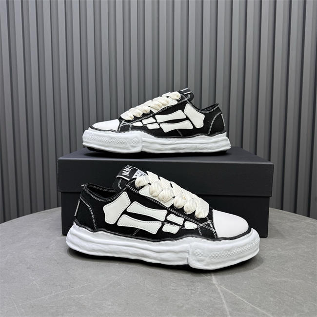 Amiri Sneaker