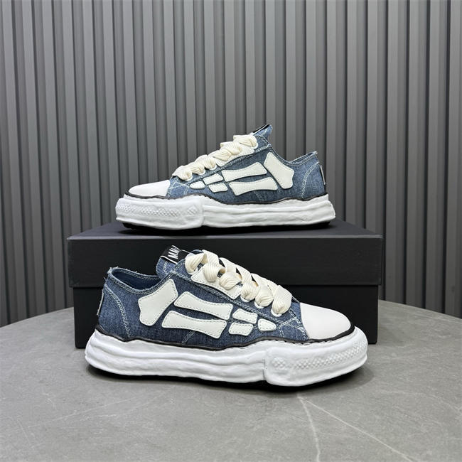Amiri Sneaker
